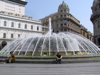 P4140052.JPG - Piazza de Ferrari