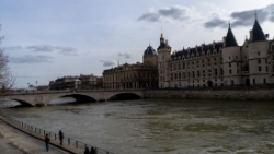 PARIS_145